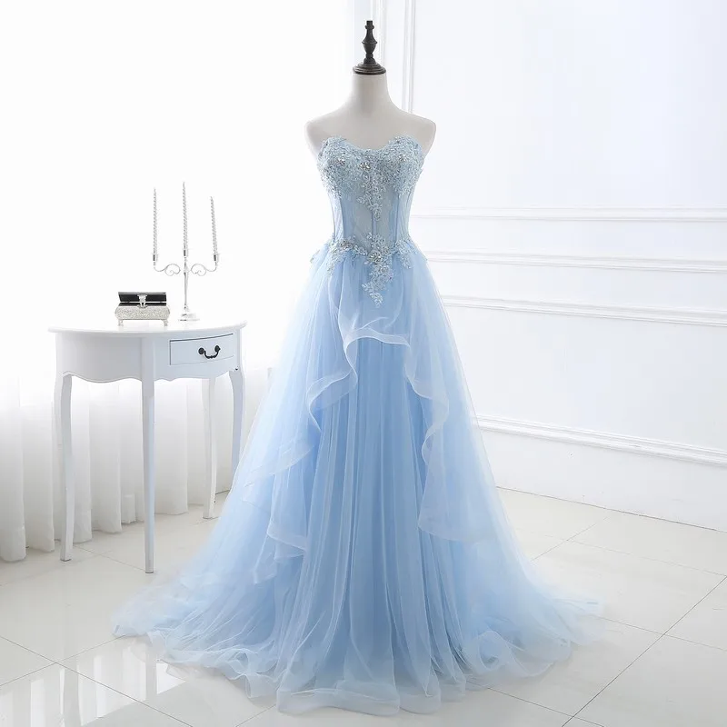 

Elegant Sky Blue Evening Dresses Sweetheart Quinceanera Dresses Long Tulle Lace Applique Beaded Women Formal Party Gown Sweet 16