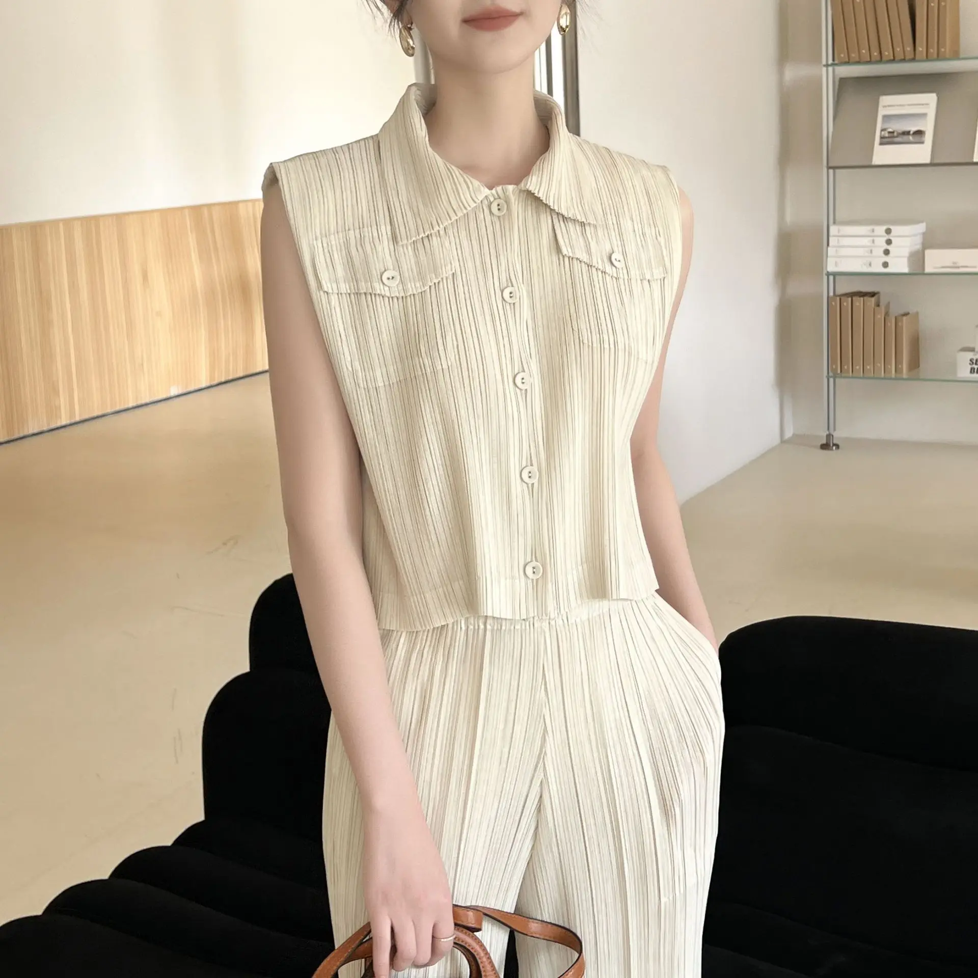 

Miyake Pleated 2026 Spring and Summer High-end Pleated Pleated Clothes Small Fragrant Wind Casual Slim Fashion Sweet Tops Pleat