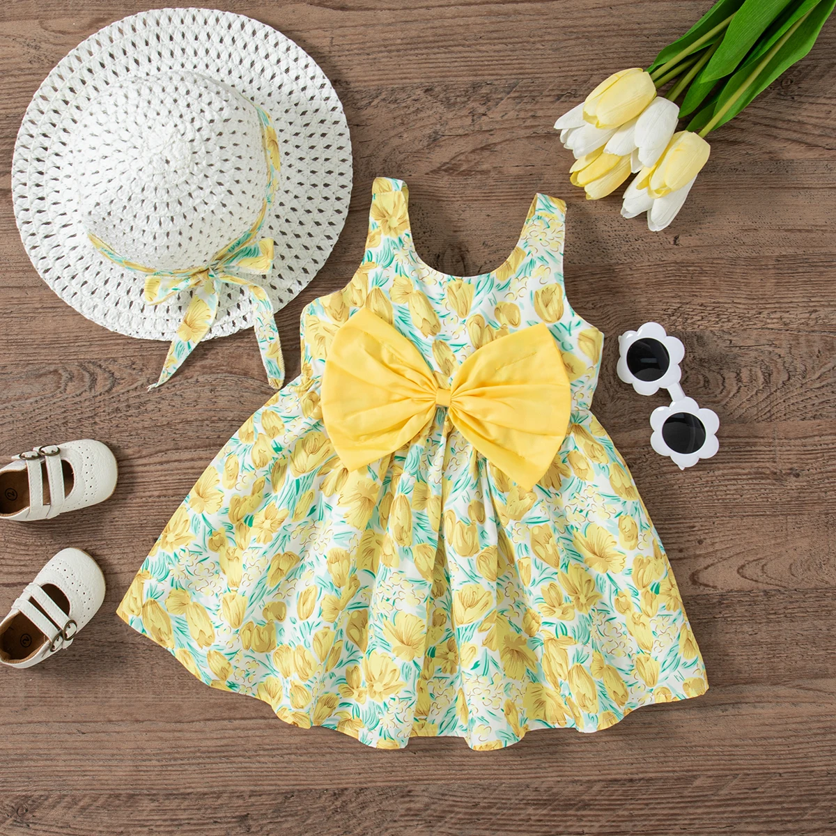 

Summer New Girls' Dress Baby Girl Dress Big Bow On The Chest Suspender Dress Hat Included Suitable For 0-3 Years Old