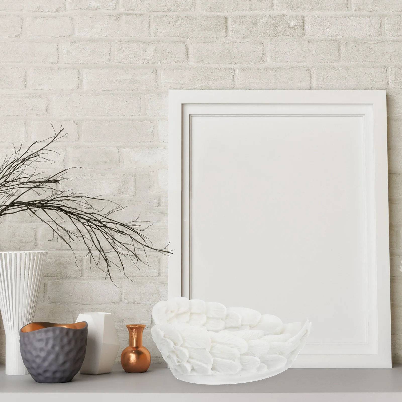 

1Pcs Resin Crystal Ball Display Holder Unique Shape Decorative Storage Rack Desktop Adornment Home Decor Gift Office Decor