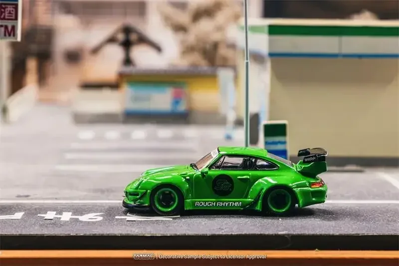 TW ターマックワークス x スチューデントドライバー 1/64 RWB 993 ラフリズム フューエルフェスト グリーン シミュレーション合金モデルカー