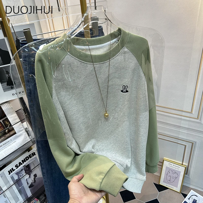 DUOJIHUI New Sweet Embroidery Chic O-neck Women Hoodies Spring Classic Contrast Color Fashion Simple Casual Loose Female Hoodies