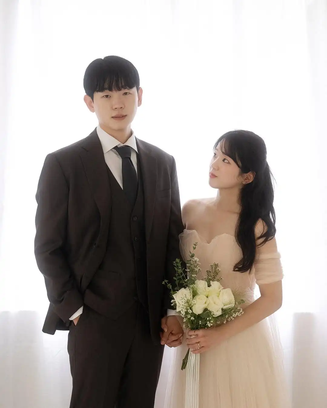 MD Fairy Beig A-line Wedding Dress Sleeveless Bolero Pleat Tulle Korea Photoshoot Floor-Length Bridal Gown Customized 2025 웨딩드레스