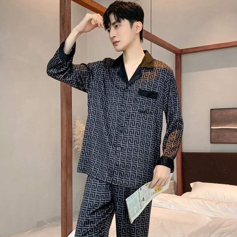 Pajamas Men Spring Summer Thin Ice Silk Luxurious Loose Fitting Home Wear Suit Male Satin Pyjamas Set Night Sleep-Suit Gentlemen