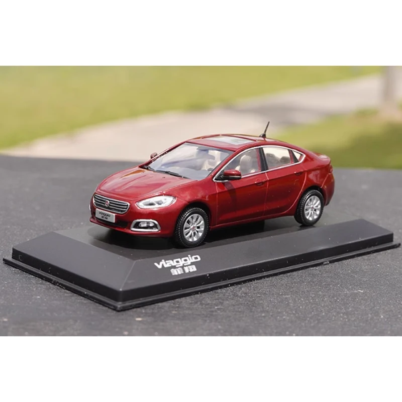 Diecast Fiat Viaggio 합금 모터 차량 모델, 완성 시뮬레이션 컬렉션, 자동차 선물 장난감, 정적 디스플레이, 1:43 체중계