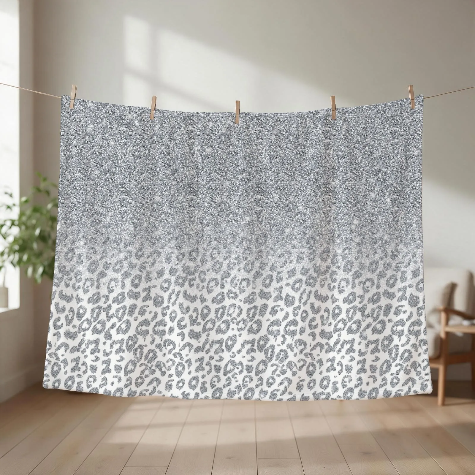 Leopard Print Silver Glitter Ombre Design Throw Blanket