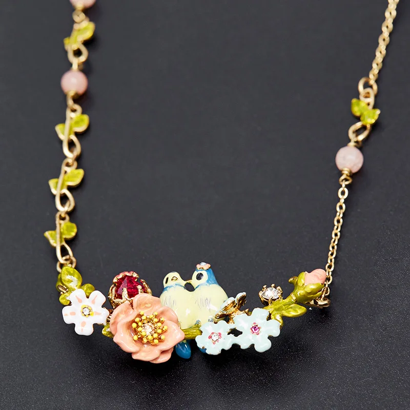 

Fashion Design Sense Enamel Glaze 2 Blue Tit Love Birds Pink Flower Jewel Pendant Natural Rose Quartz Collarbone Necklace Cute