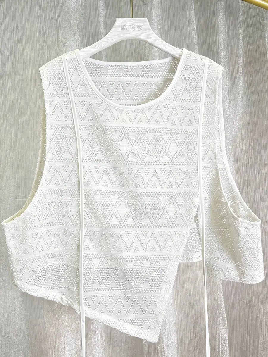 White Lace Vest Women's Layering Summer 2026 New Loose Slimming Design Breathable Vest Outerwear Polyester Fiber Short Length