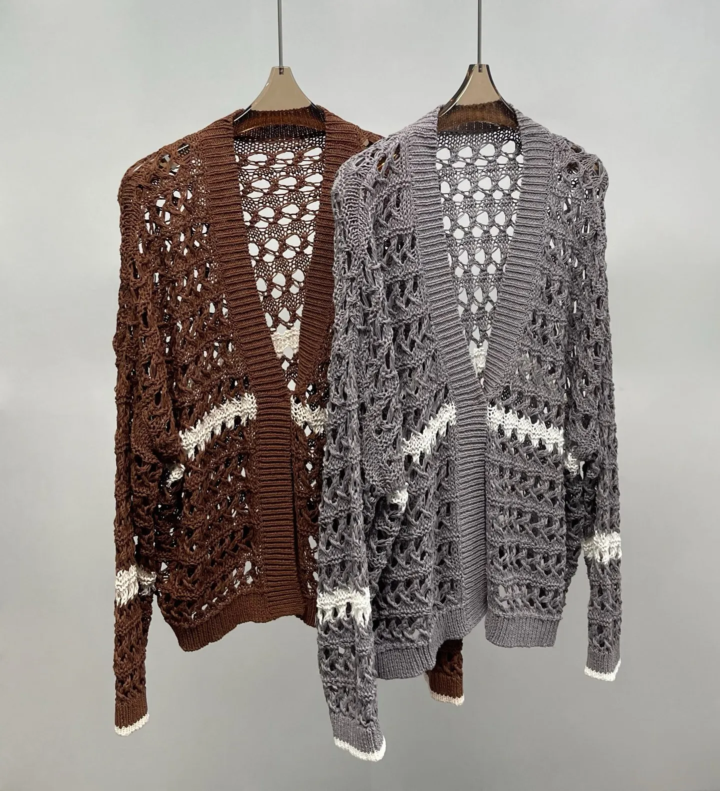 

Fashionable and elegant temperament hollow cardigan