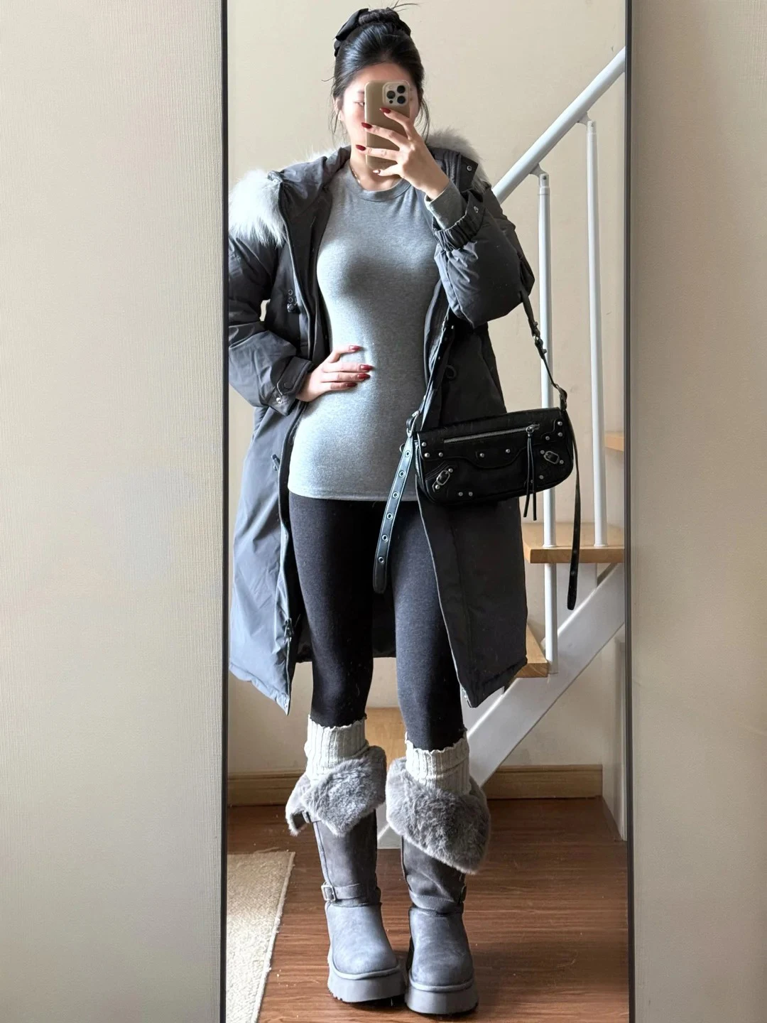 Spicy Girl Long Sleeve round Neck T-Shirt Women's Autumn Winter Slimming Inner Wear Butt Covering Shark Pants Top