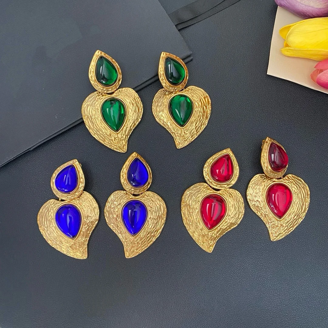 

Vintage Designer Crystal Heart Earrings Big Ear Clip Women Top Quality Europe Brand Luxury Jewelry