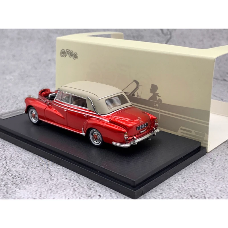 GFCC Diecast 1:64 escala 300D Convertible Vintage coche aleación simulación coche modelo colección recuerdo exhibición adornos regalo