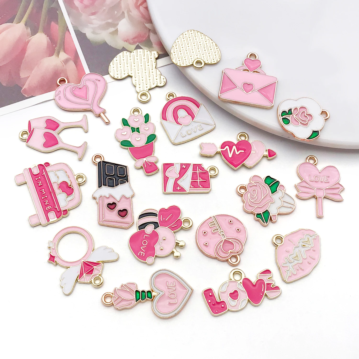 10/20/24/30pcs Enamel Valentine's Day Charms – Craft Supplies for Handmade Earrings, Bracelets, Necklaces Keychain Accessories