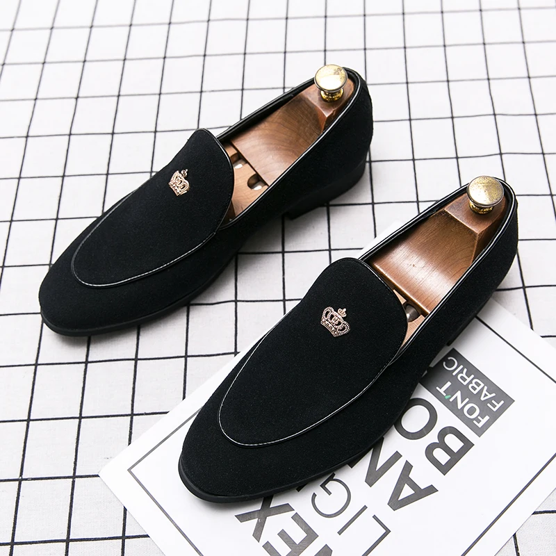 Hot Suede Leather Men's Luxury Loafers Slip-On Pea Shoes Men's Business Shoes Party Night Club Men Dress Shoes TK Driving Shoes