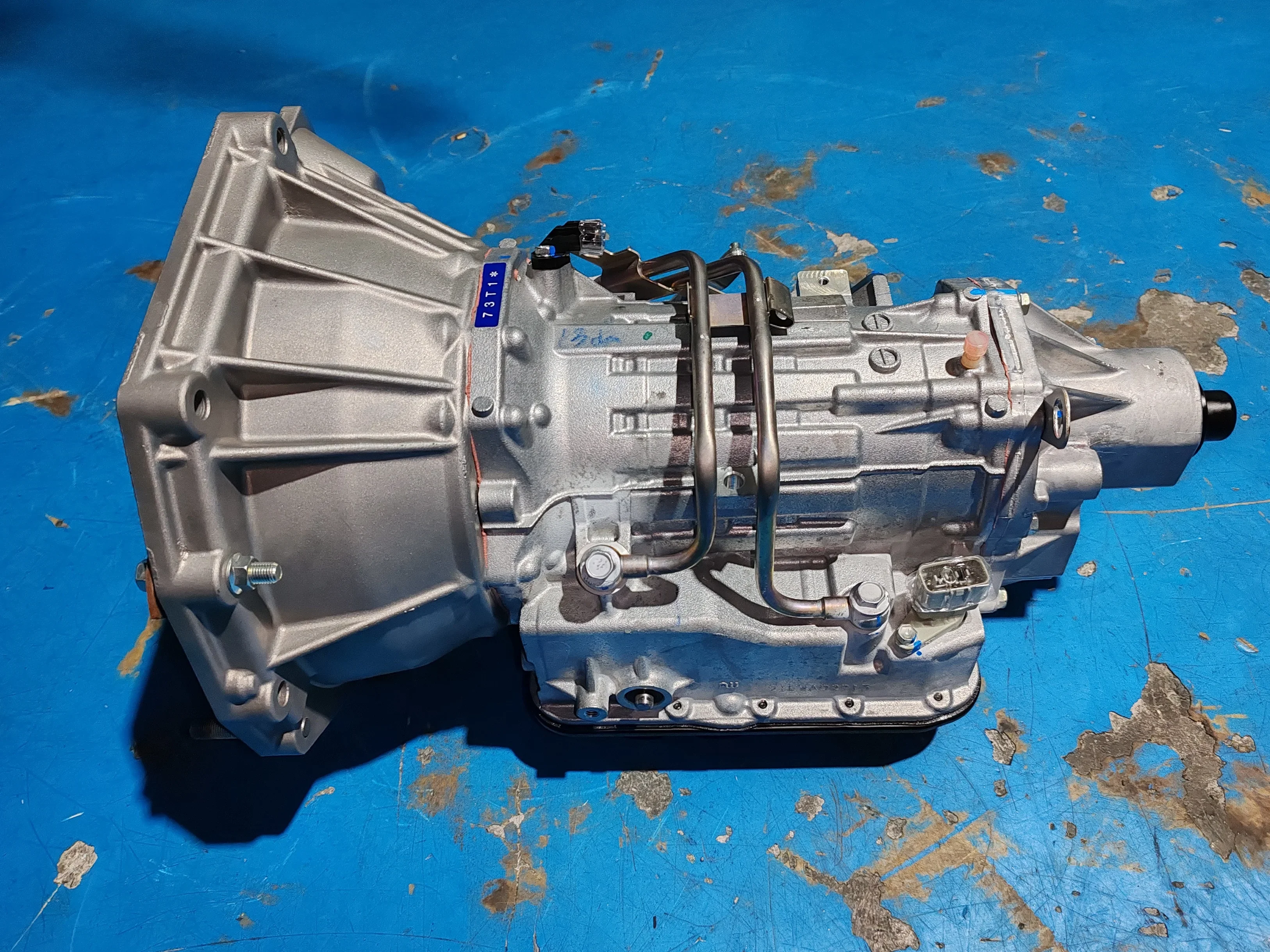 حقيقي جديد 20002-76J33 22710-76J30 علبة التروس الأوتوماتيكية آسى 4X4 TW-40LS لعلبة تروس نقل سوزوكي جيمي