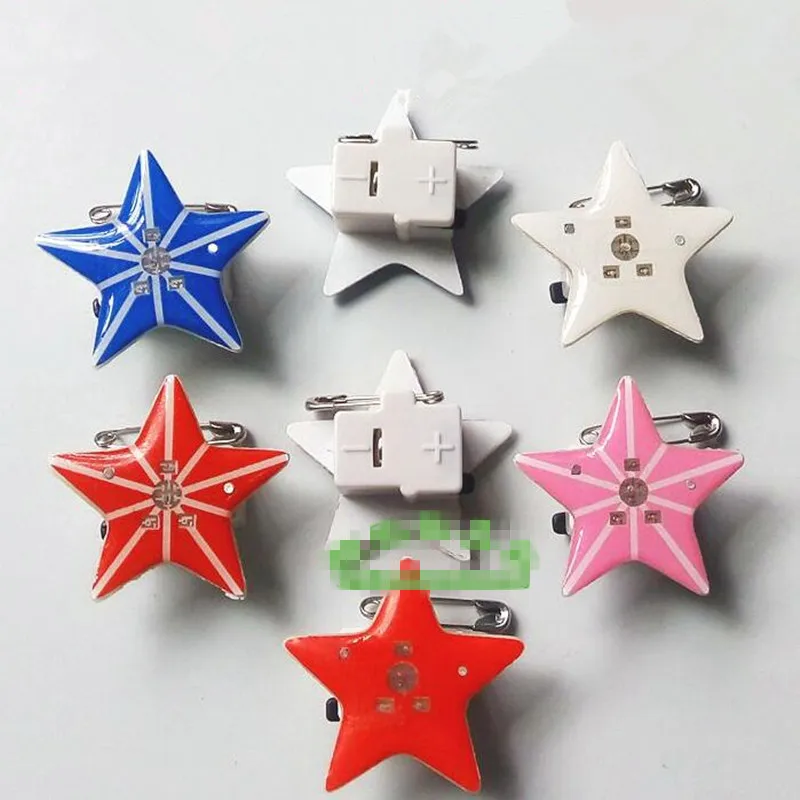 25pcs Star LED Flashing Brooch Pin Cartoon Light Up Glowing Badge  Glow Party Supplies Wedding           Christmas Decoration