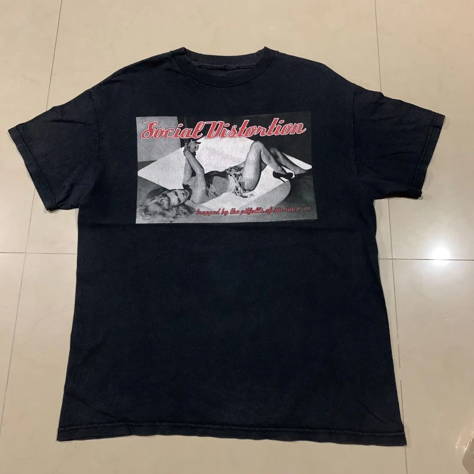 Vintage Social Dist…