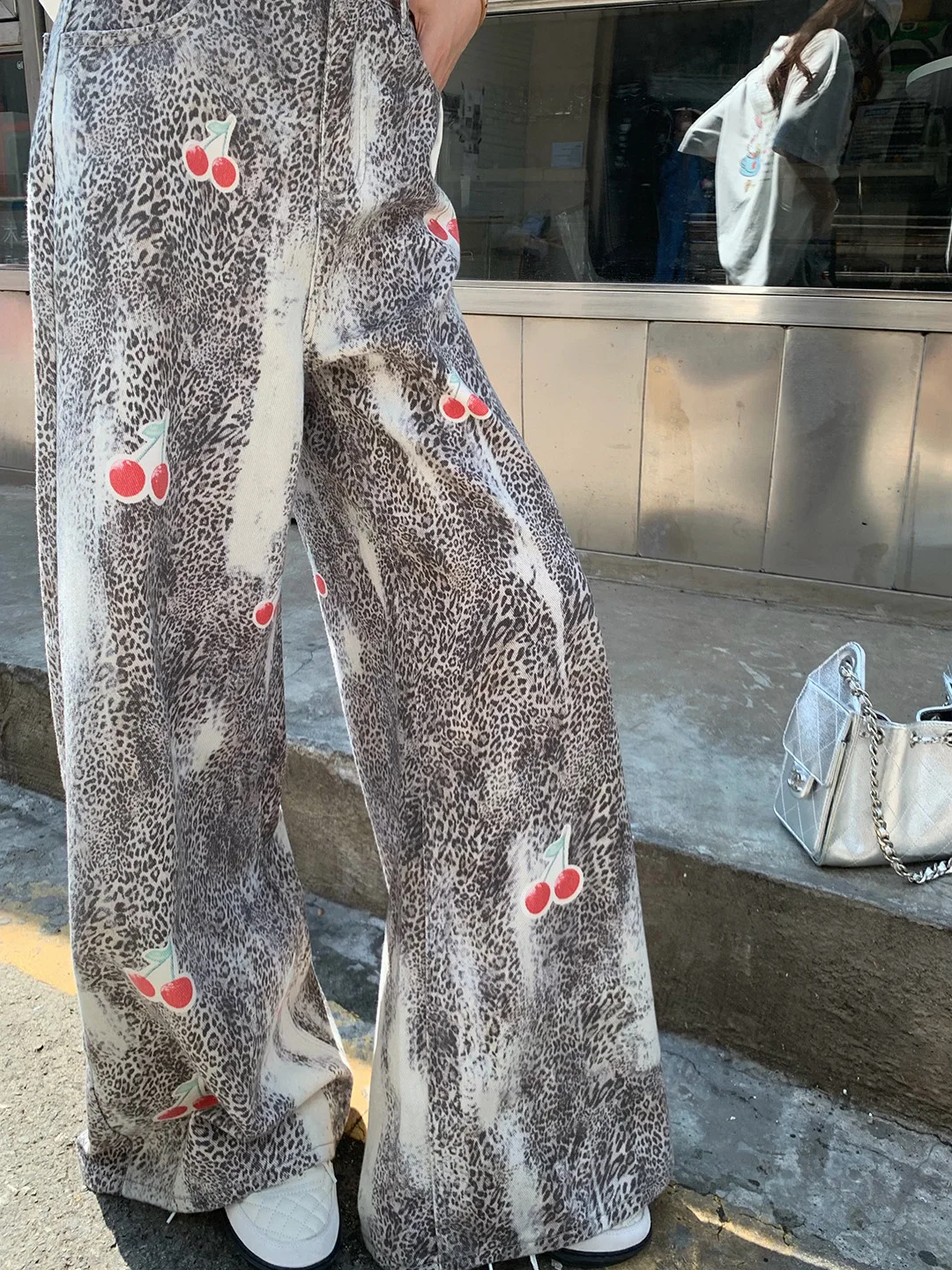 

Xuekeke Cherry Leopard Print Denim Jeans Women's Spring Summer New Style Retro Fashion Loose Drapey Slimming Long Pants