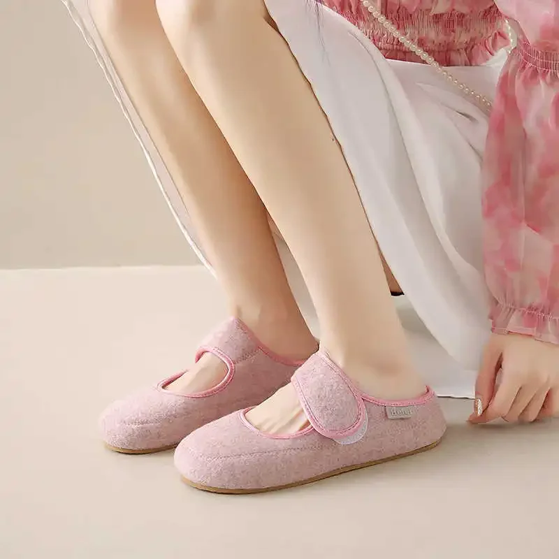 

Hightop Plush Trainers For Woman Basketball Women's Shoes Outdoor Sneakers Sports Fat High Brand Imported Sepatu From China