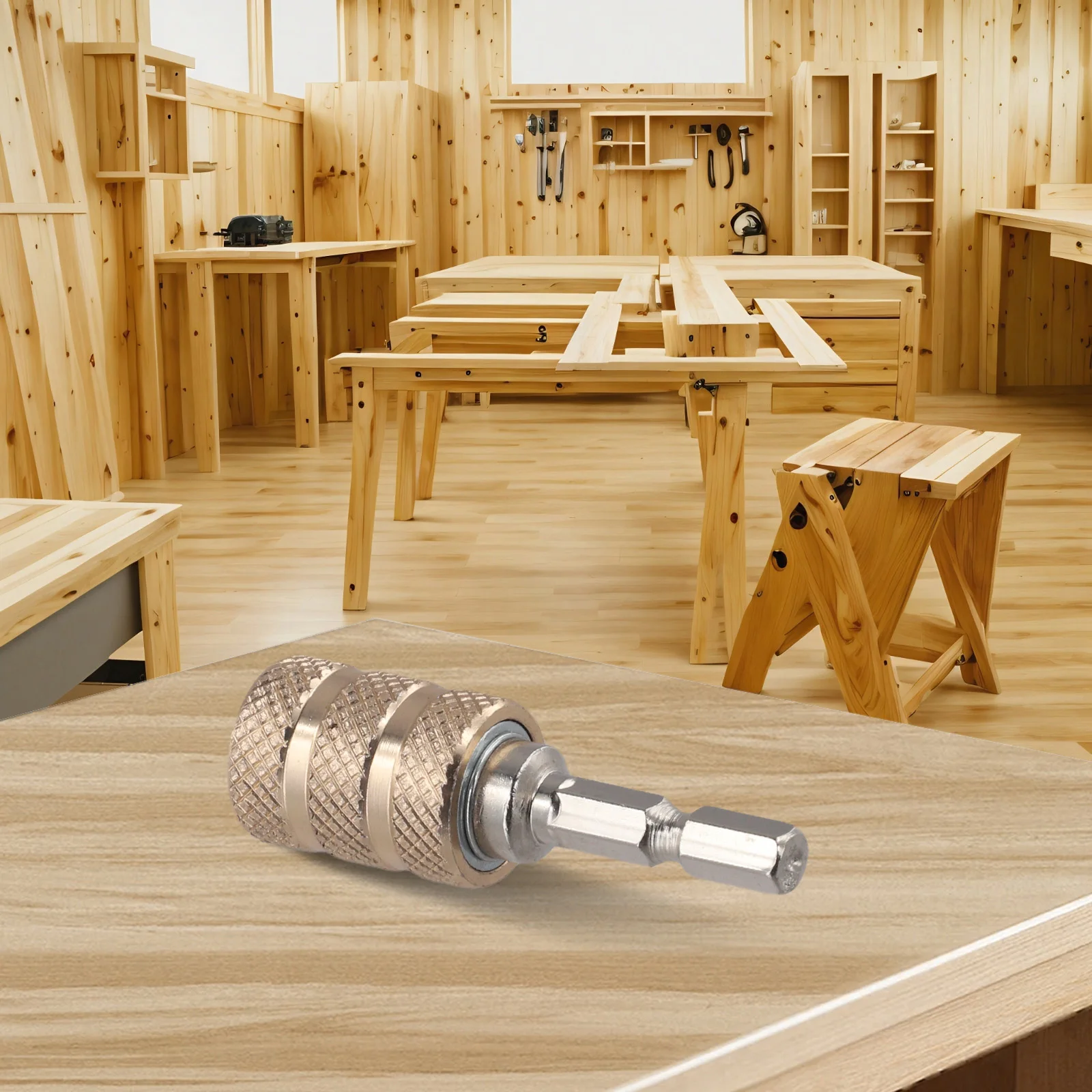 

Самоблокирующийся быстросменный магнитный удлинитель с шестигранным хвостовиком 6 мм обеспечивает надежное размещение бит для использования в электрической дрели.