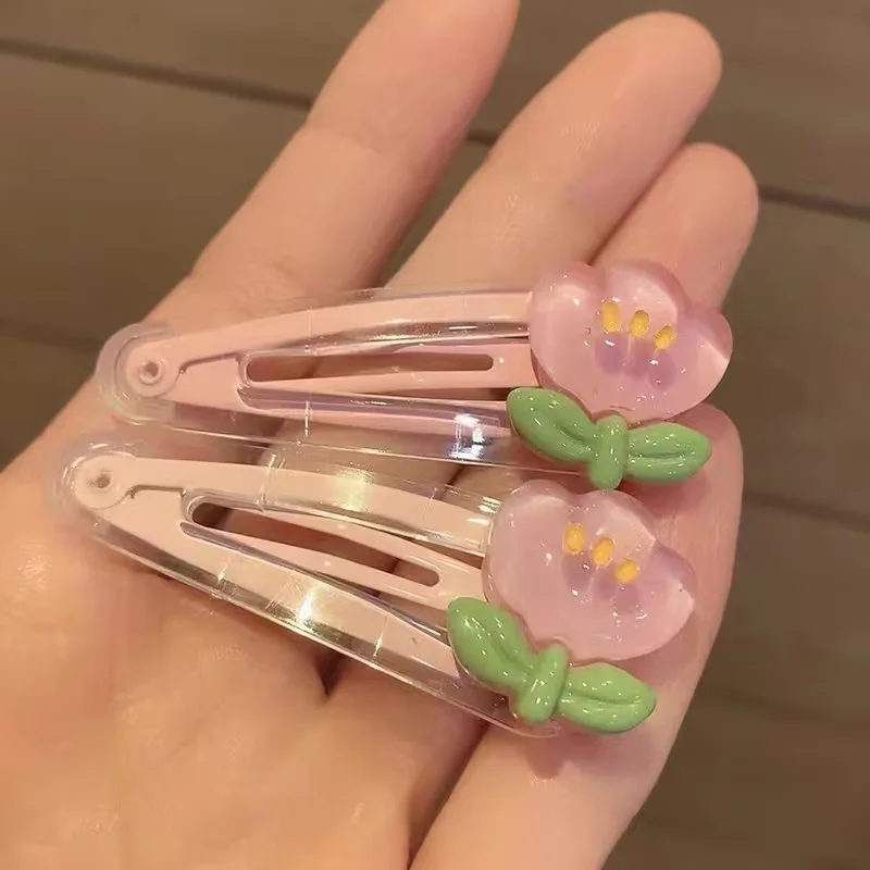 2/4 Entenförmige Haarspangen mit Tulpenblumen, Niedliche Transparente BB-Clips in Entenform, Cartoon-Mädchen-Herz Seitenpony-Clips – Detail 2