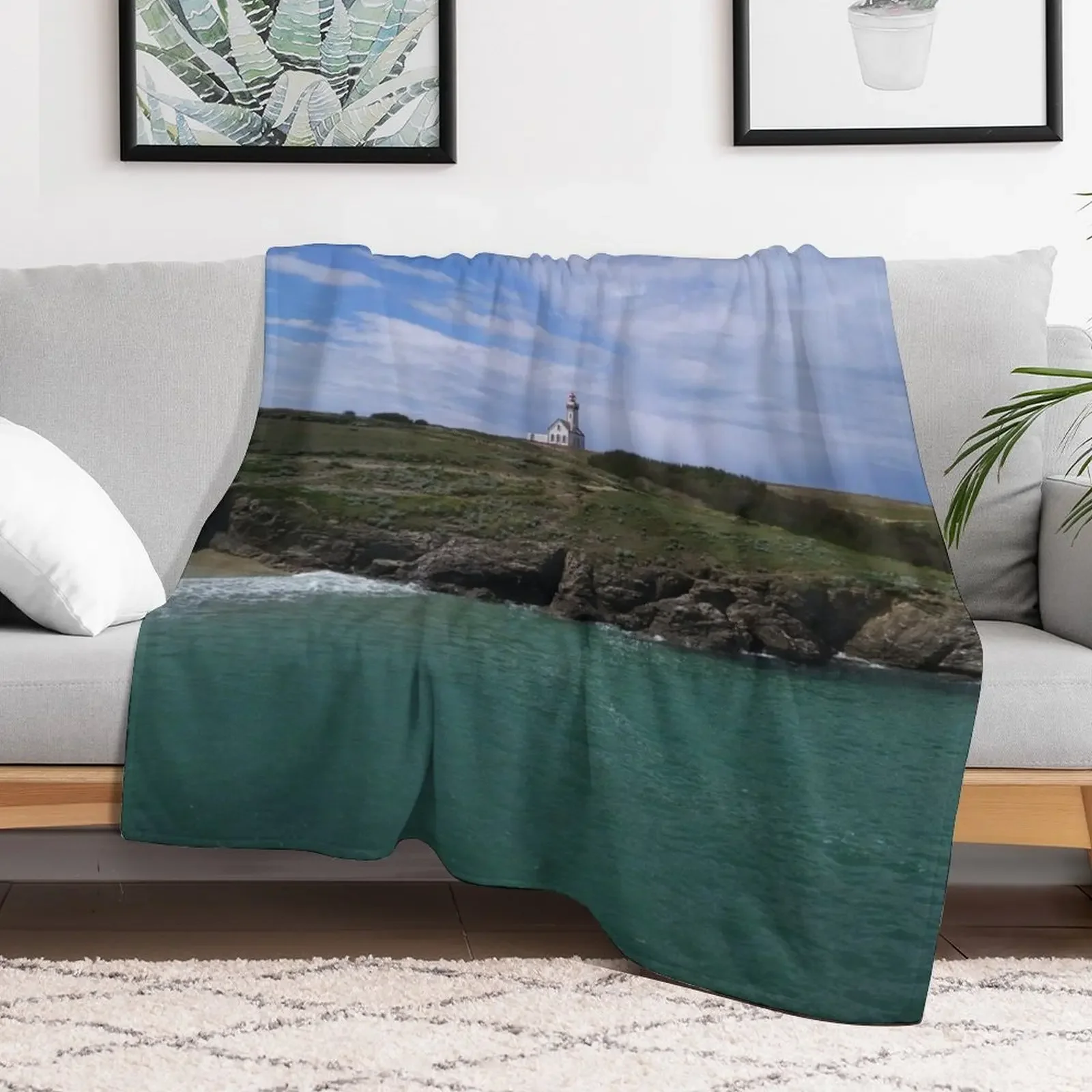 The lighthouse of the Poulains Belle-?le-en-Mer Throw Blanket Nap Luxury halloween Sofa Blankets