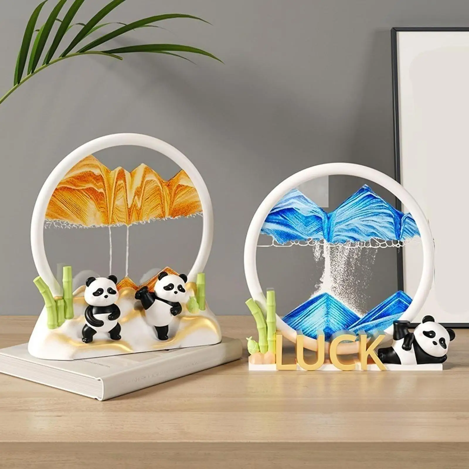 

3D Moving Sand Art Decor Panda Figurine Creative Ideal Gift Sturdy Artistic Ornament for Office Desk Bar Bookshelves Bedroom