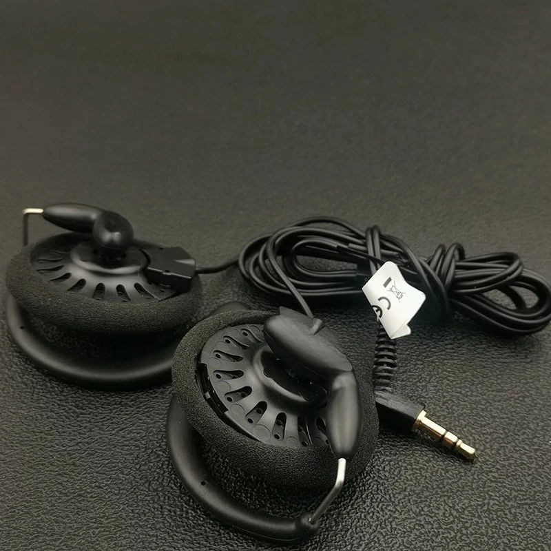 For KOSS ksc35 ear-mounted earphones, outdoor running sports ear-mounted sound is delicate
