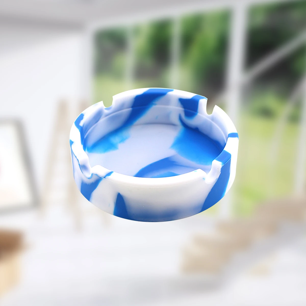 

Silicone Ashtray Container Cigar Ashtrays for Outdoors Cigarette Rack Round Holder Camouflage Travel