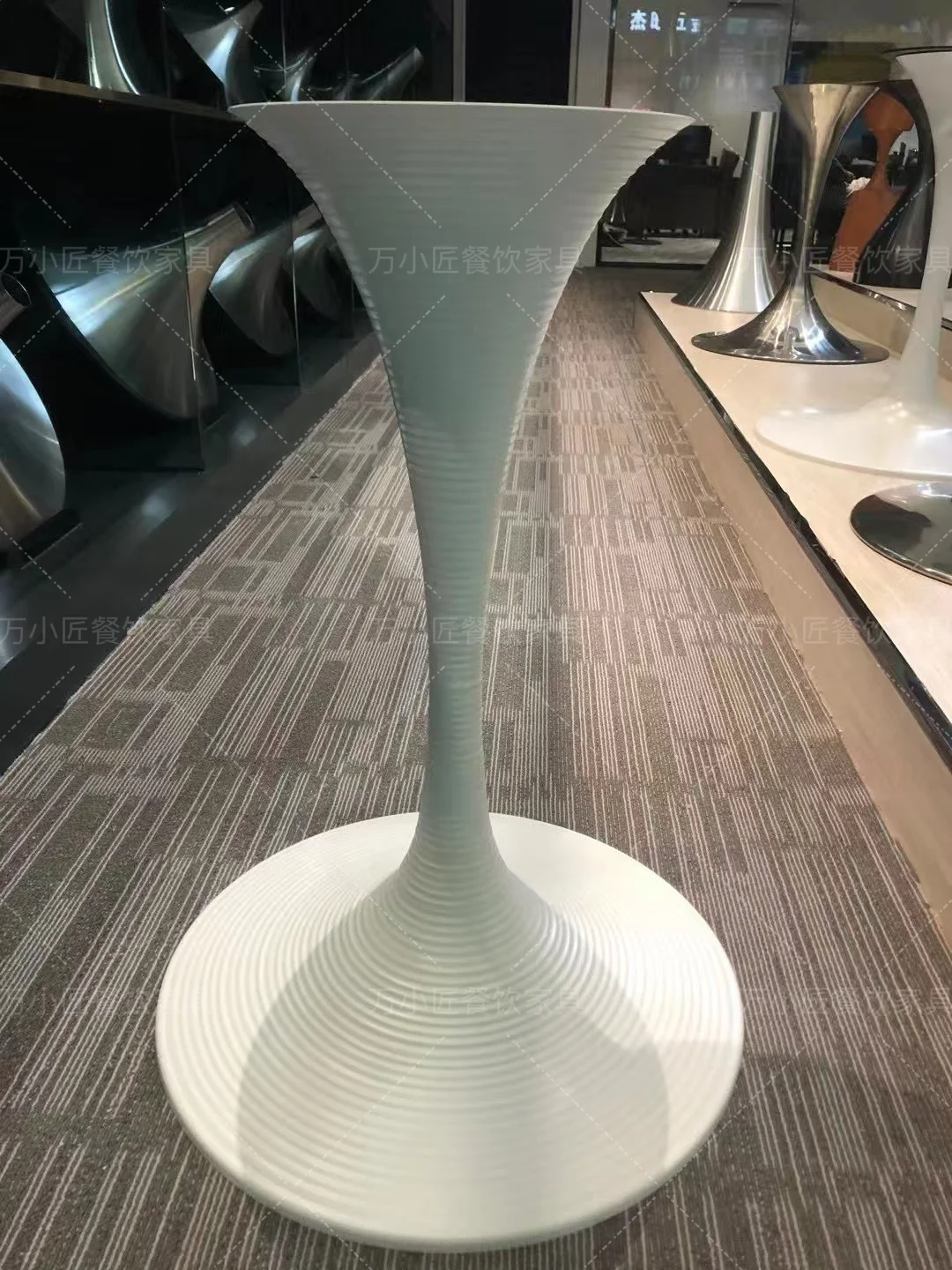 Stainless Steel Negotiation Table Legs Small Waist Table Feet Round Table Light Luxury Horn Base Rock Slab Tulip Edge Few Bracke