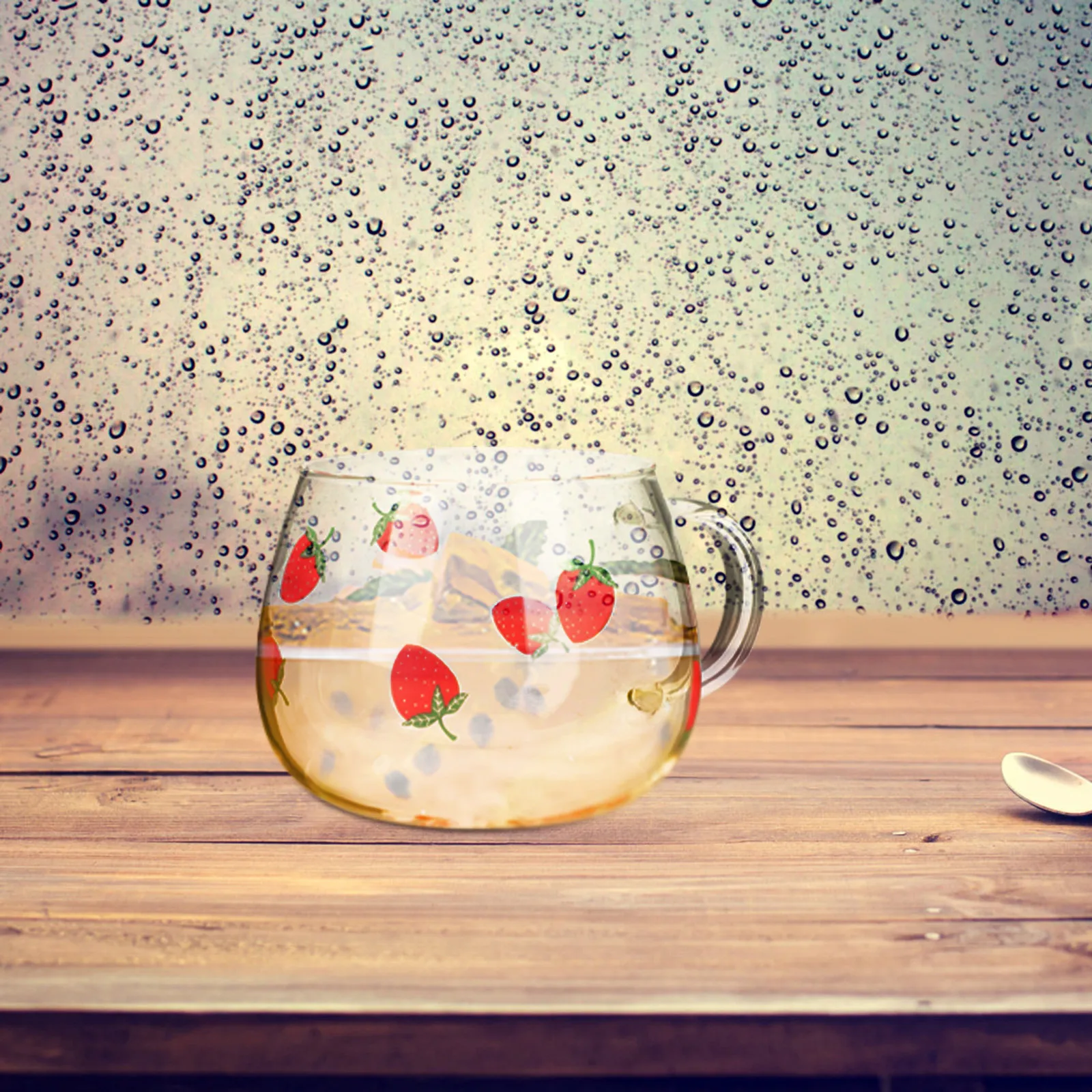 

2Pcs Glass Water Cup Strawberry Design Chic Drinking Glasses for Beverages Milk Coffee Tea Juice Storage Cup Home Restaurant