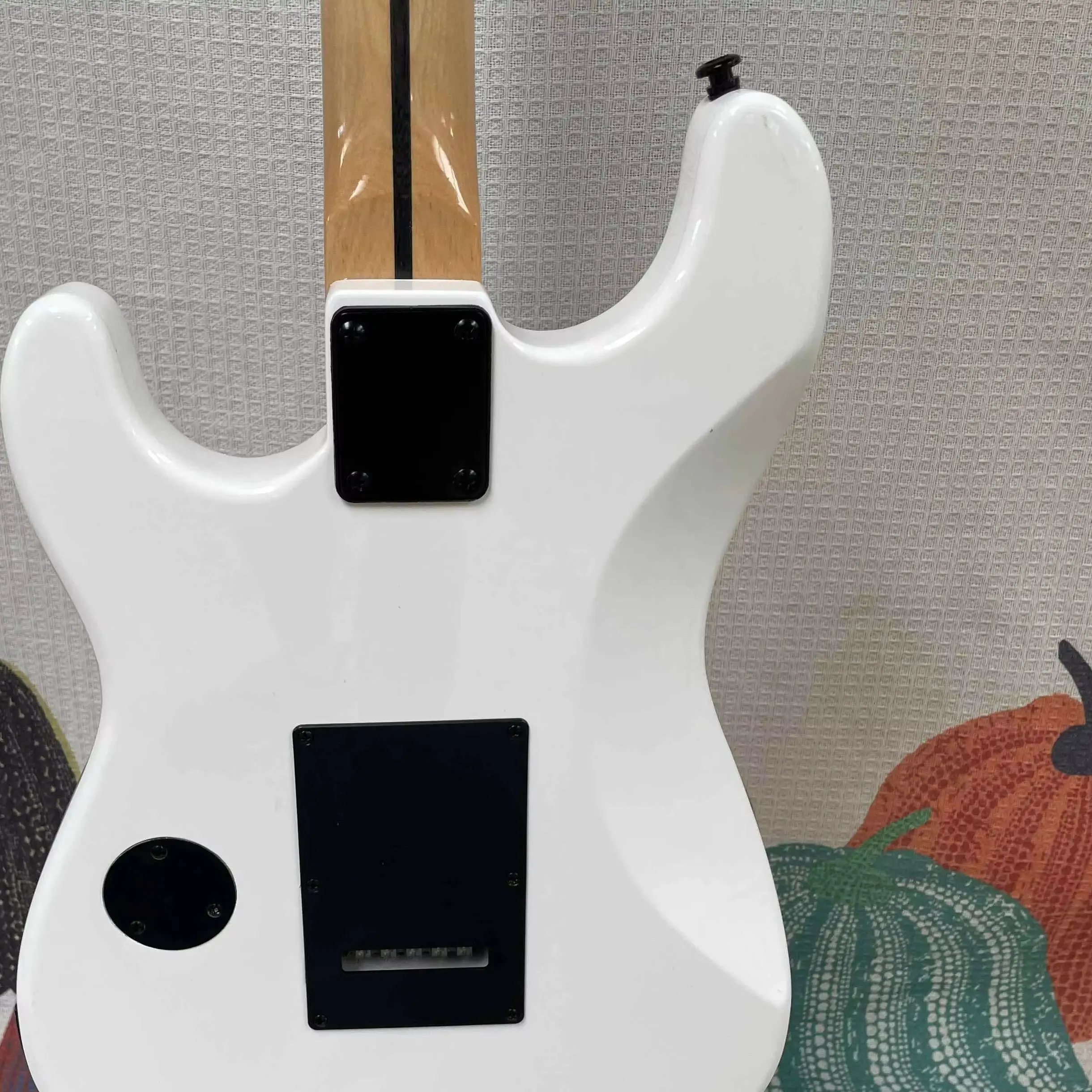 White Solid Body Electric Guitar with Graphic Print, Single Humbucker Pickup, Double Locking Tremolo Bridge