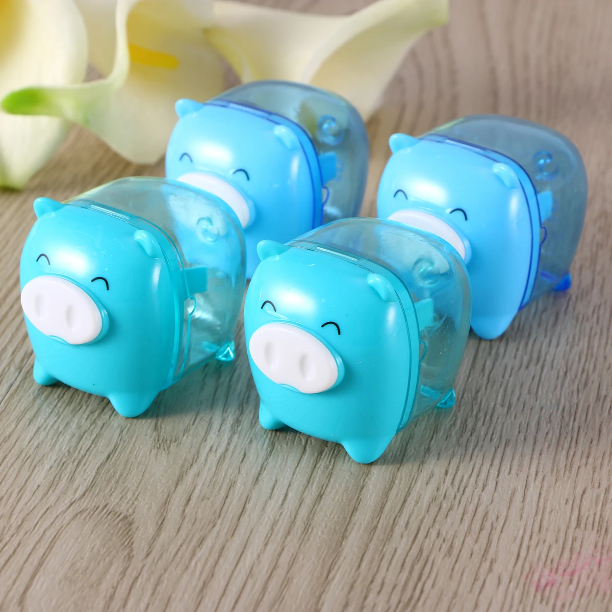 

5pcs Mini Pencil Sharpener Colored Small Cartoon Animal Handheld Student School Supplies Kids Gift Piggy Design