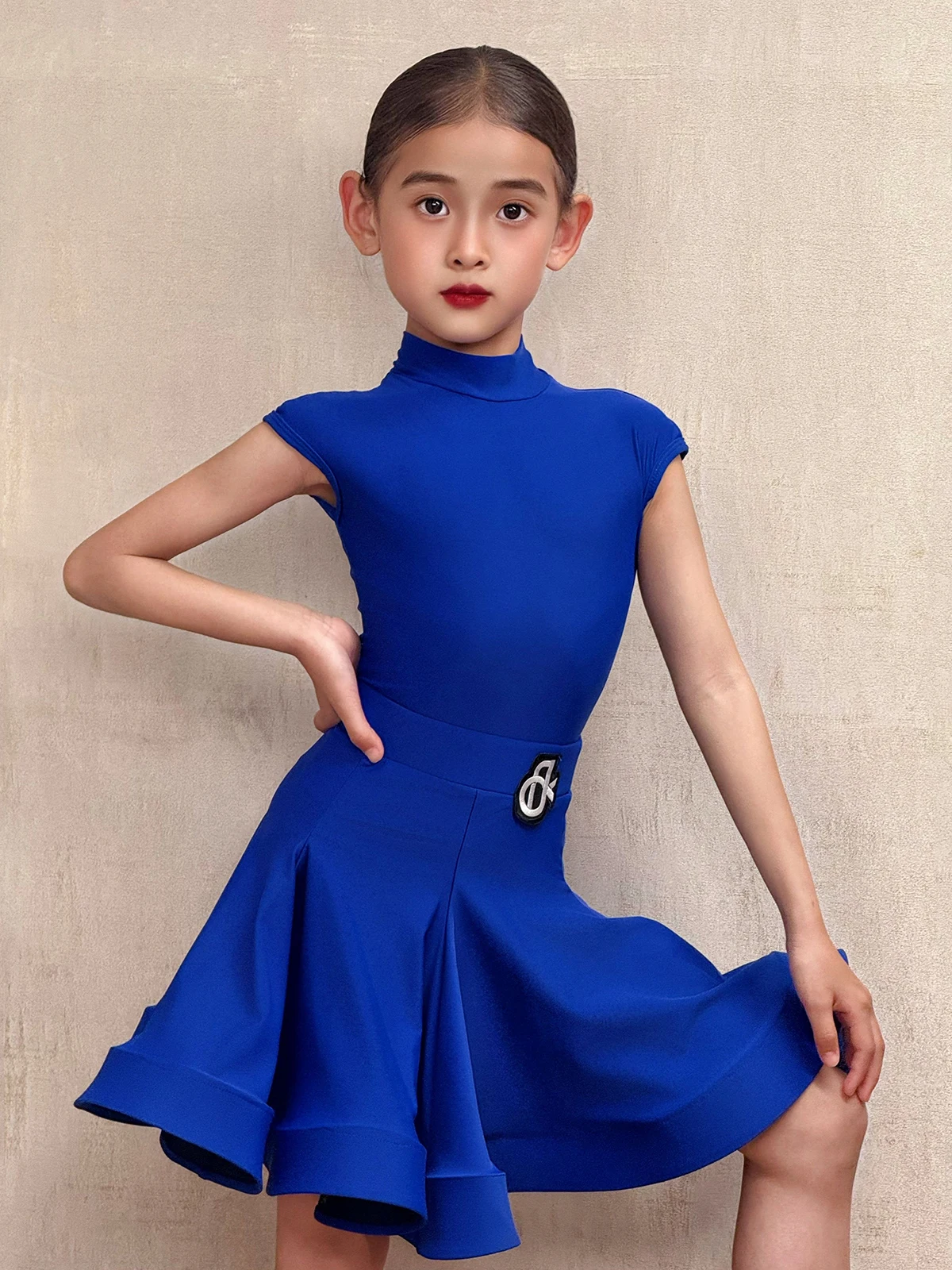 

Весенне-летние новые стили униформы для соревнований по латинским танцам для девочек, высококачественные танцевальные костюмы для выступлений, танцы ча-ча