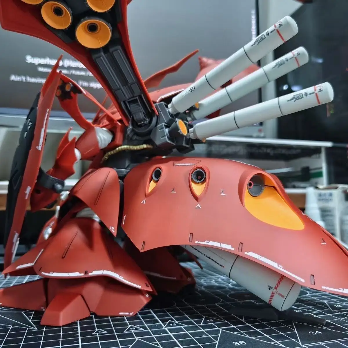 STER Model Nightingale HG 1/144 MSN-04II Uitsterven Versie Model Assemblage Kit Action Figure Robot Speelgoed Hobby Pop Kinderen Geschenken