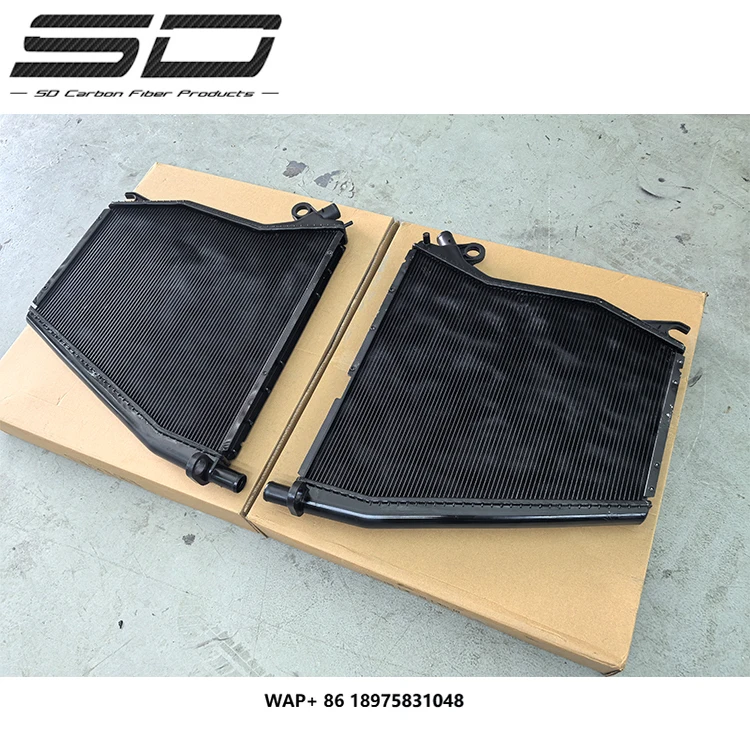 

Auto Parts Accessories High Quality Hot Sale Heat Car Radiator Water Tank Premium Cooling System for Ferrari 488 Pista