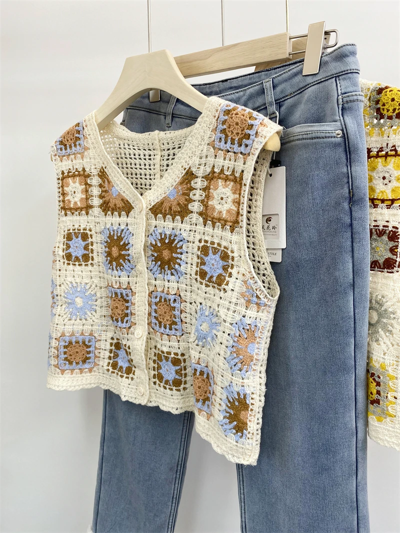 

Sweet Ethnic Sle Knitted Vest Women's Open Cardigan Hollow out Crochet Splice Color V-Ne ort Length Single Button Summer