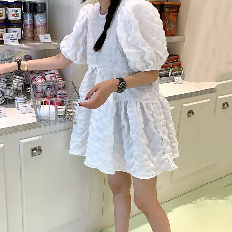 فستان نسائي صيفي جديد بتصميم كوري، بياقة دائرية ولون سادة، بقصة A-Line وأكمام قصيرة، بتصميم منفوش ومريح. #4