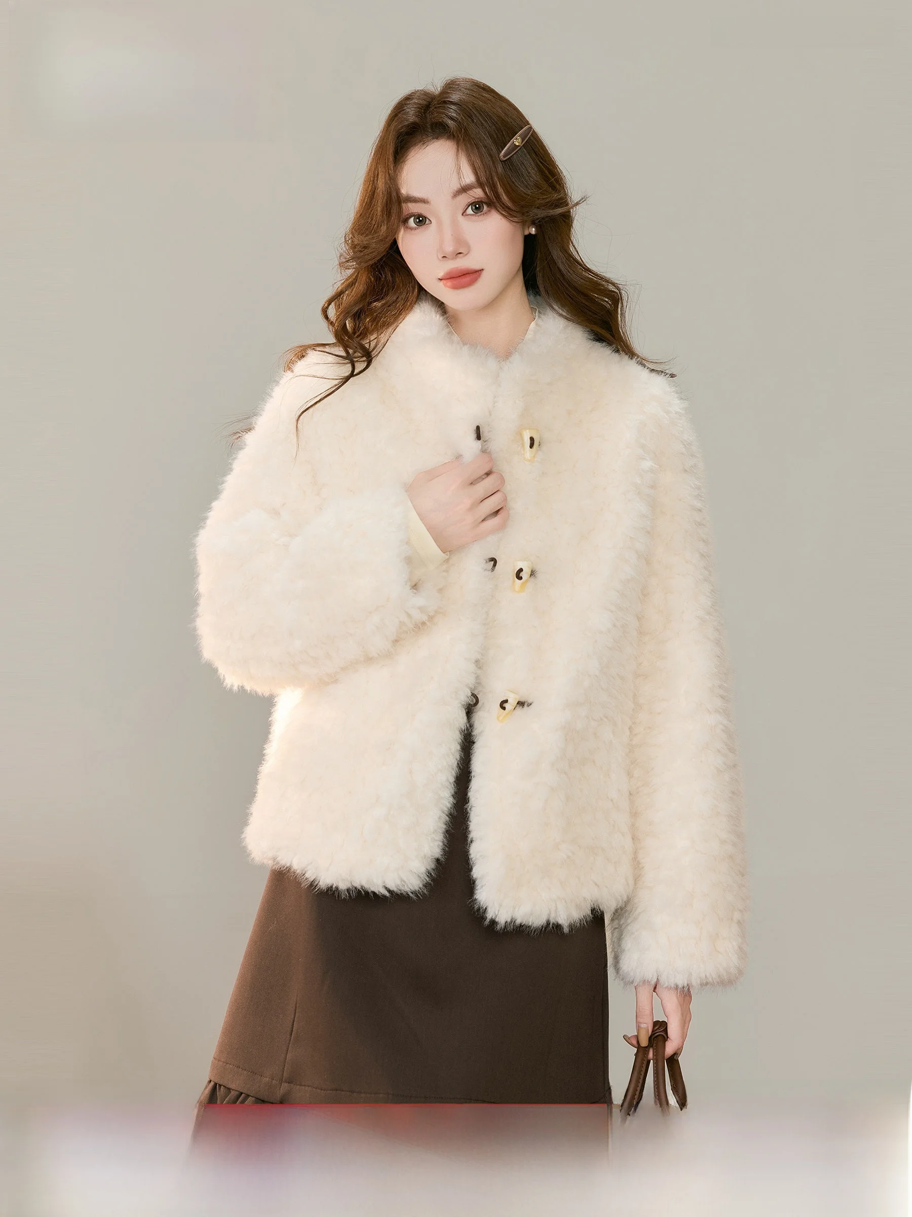 

Теплая женская куртка из искусственного меха под овчину, утепленная, из полиэфирного волокна, зимняя новинка, маленький размер, модная и удобная