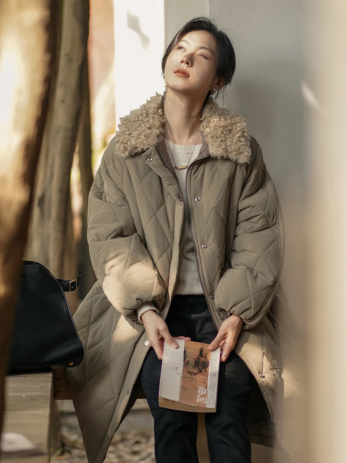 

Loose Straight Cotton Jaet Women's Winter Faion Korean Sle Warm Lamb Fur Trimmed Quilted Diamond Patterned Coat