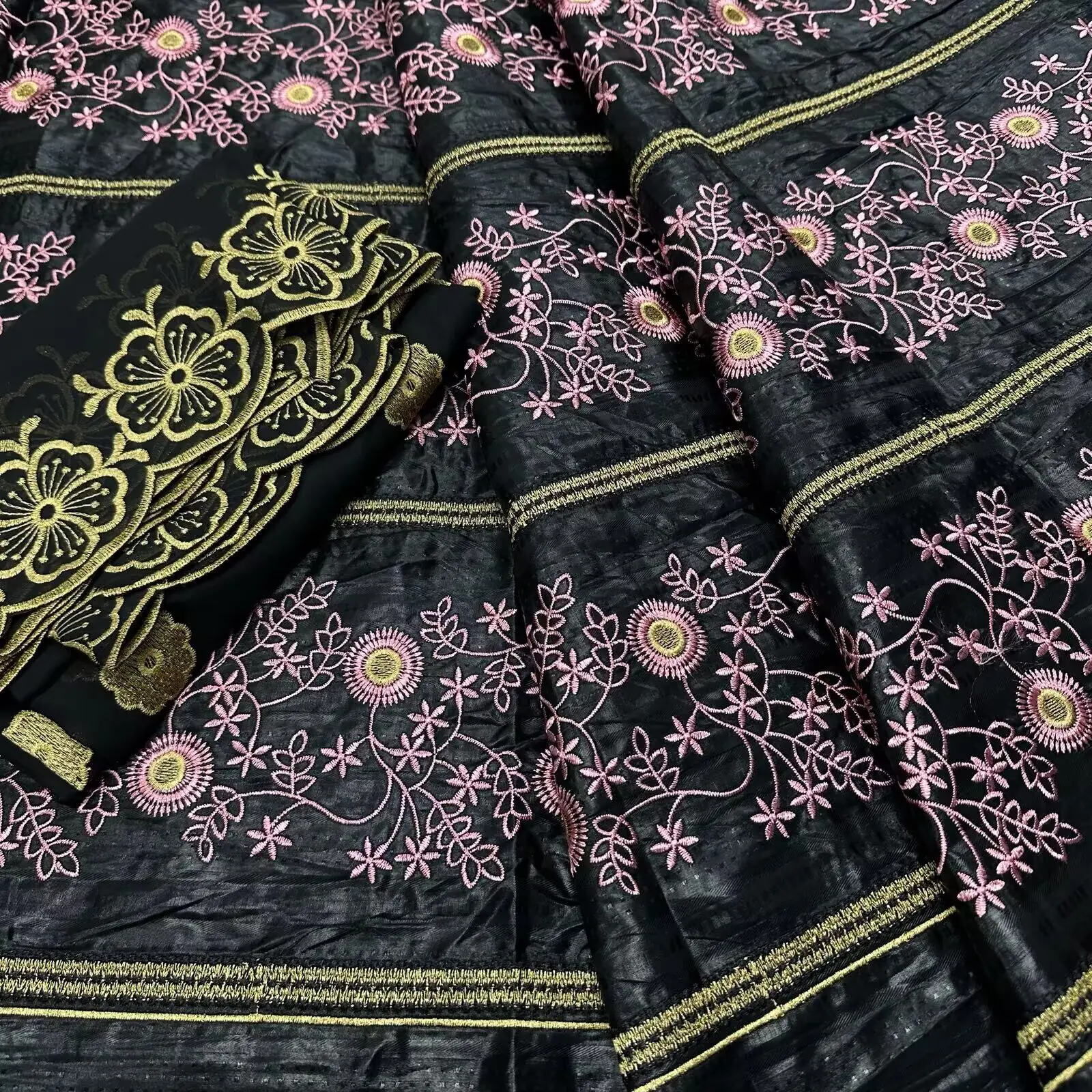 

2025 New Design Black Bazin Riche African Fabric Bazin Brode Stones Bazin Riche Lace Fabrc High Quality Basin Riche 5+2 Yards