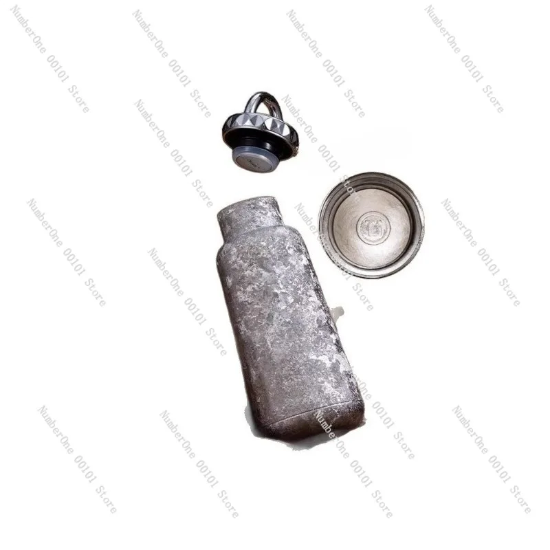 

Pure Titanium Insulated Water Bottle with Elegant Minimalist Appearance,Anti-Corrosion and Lightweight Design,Suitable Office