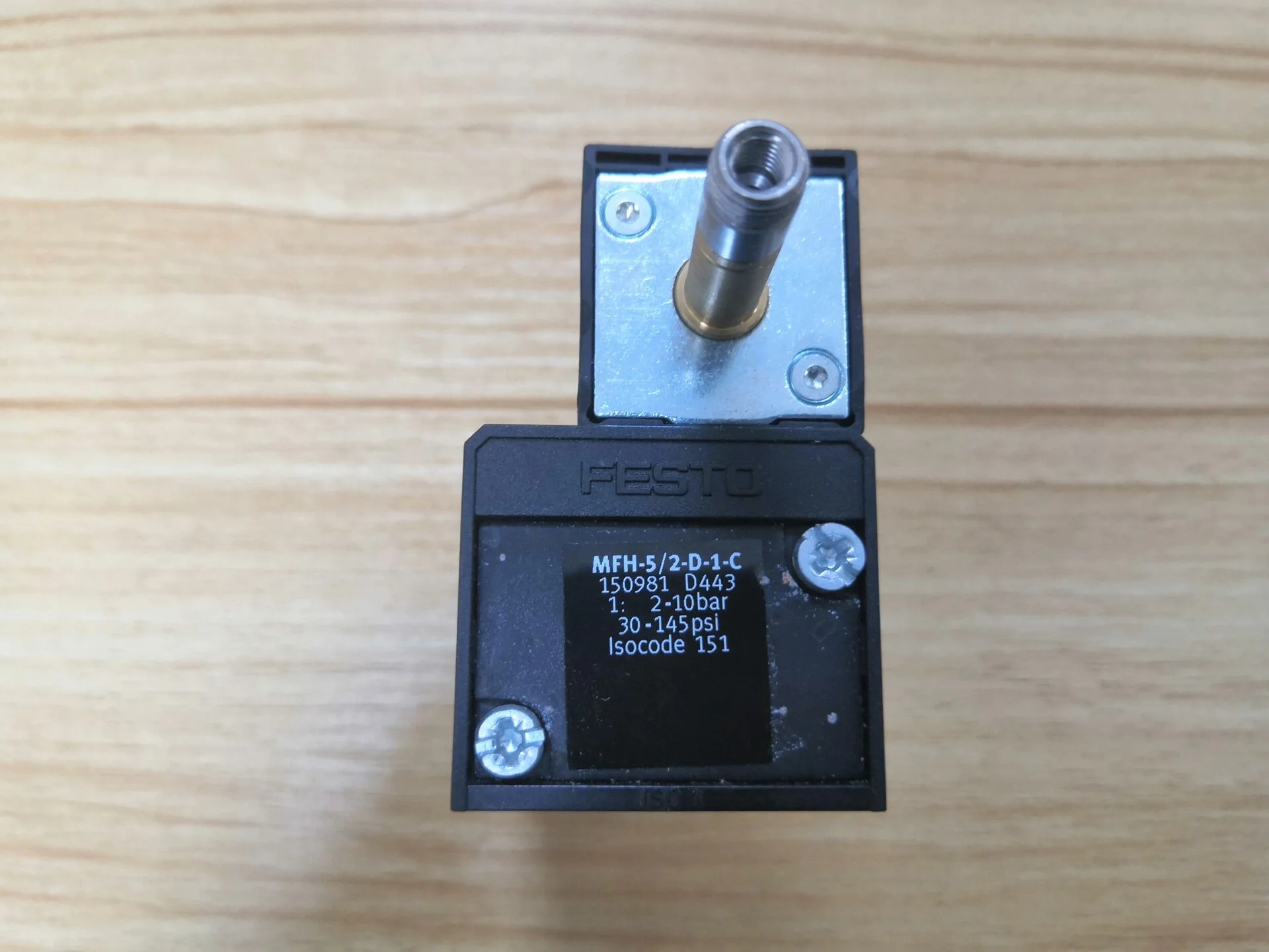 

Festo 5/2-way Solenoid valve MFH-5/2-D-1-C 150981