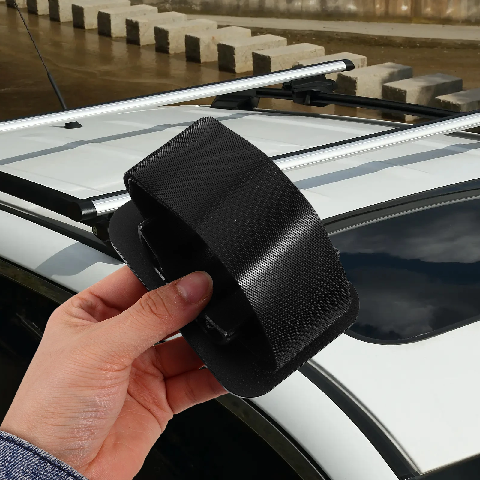 

Bicycle Fixed Bracket Bike Carrier Luggage Tire Back of Wheel Holder Aluminum Alloy Cargo Racks