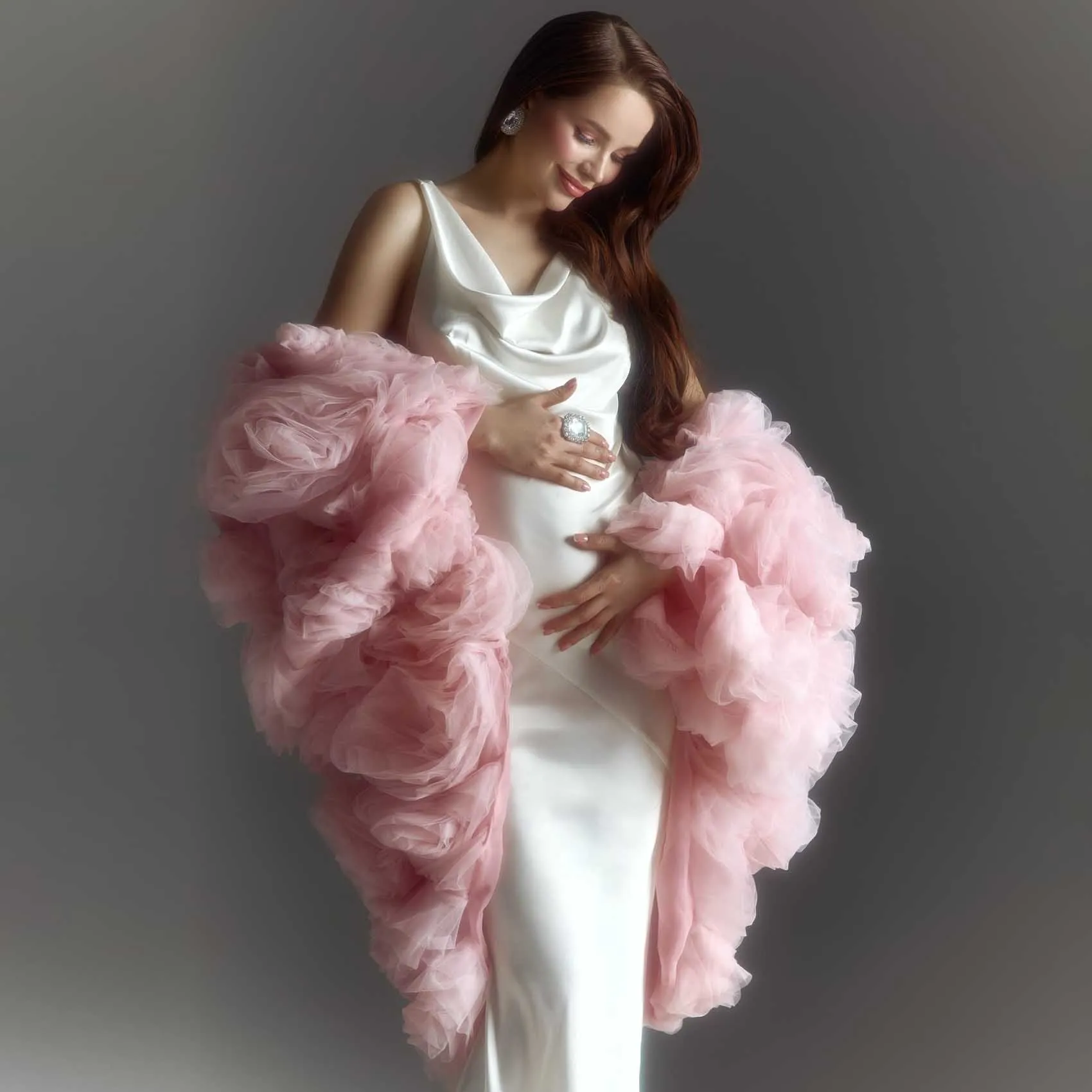 

Romantic Pink Floral Jacket Women Tulle Cape Handmade Rose Female Oversize Jacket Wedding Bridal Coat Maternity Cape Photoshoot