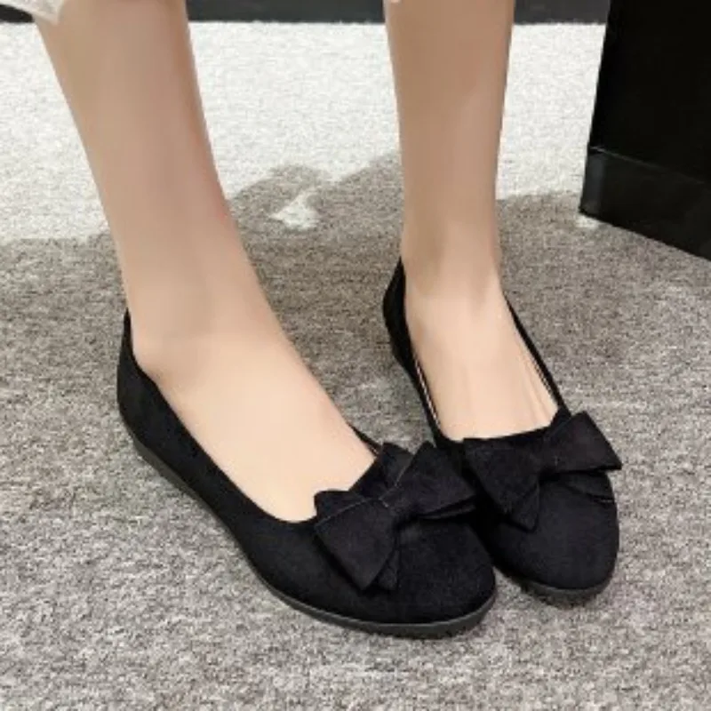 2024 Spring and Autumn Casual Fashion Round Head Slope Follow Up Shoes Comfortable Anti Slip Butterfly Knot Women's Shoes