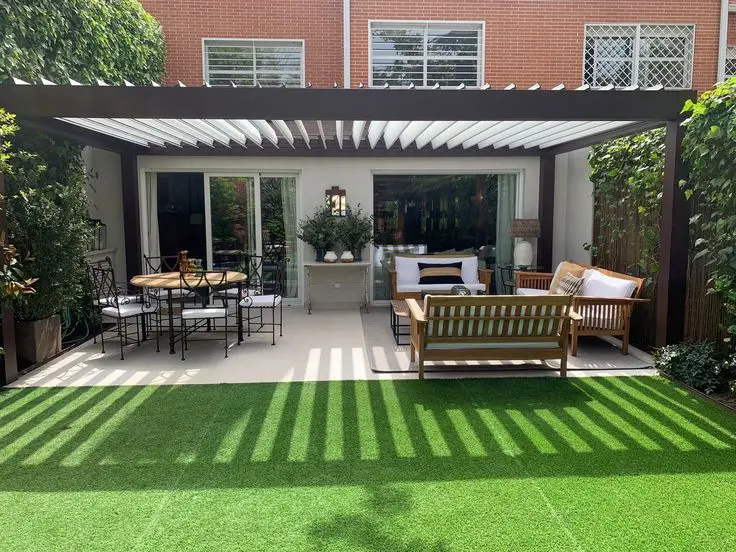 

Modern Waterproof Pergola with Waterproof Fabric Blades Eco-Friendly Durable Aluminum Alloy Frame Powder Coating Garden Gazebos