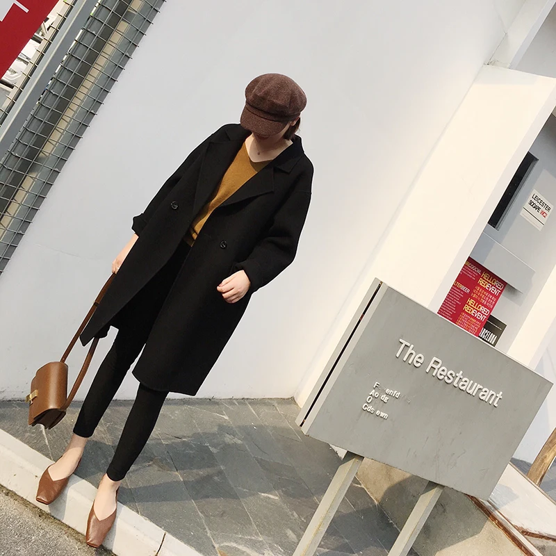 

Осенне-зимнее женское шерстяное пальто свободного кроя, однотонное, двубортное, средней длины, из овечьей шерсти, стройнящее фигуру