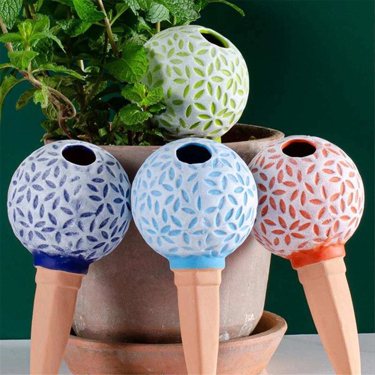 4Pcs Ceramic Self-Watering Spikes Baseball Shape Automatic Drip Irrigation System Water Dripper Device for Plants