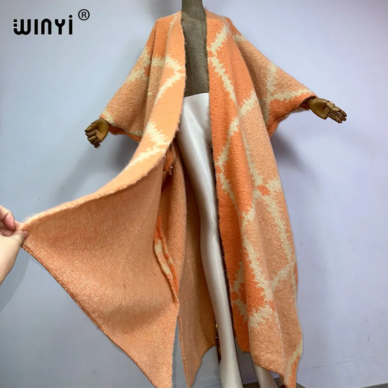 WINYI-abrigo de piel neutra para mujer, Chaqueta larga de plumón, holgada, gruesa, cómoda y cálida, con estampado a la moda, para invierno